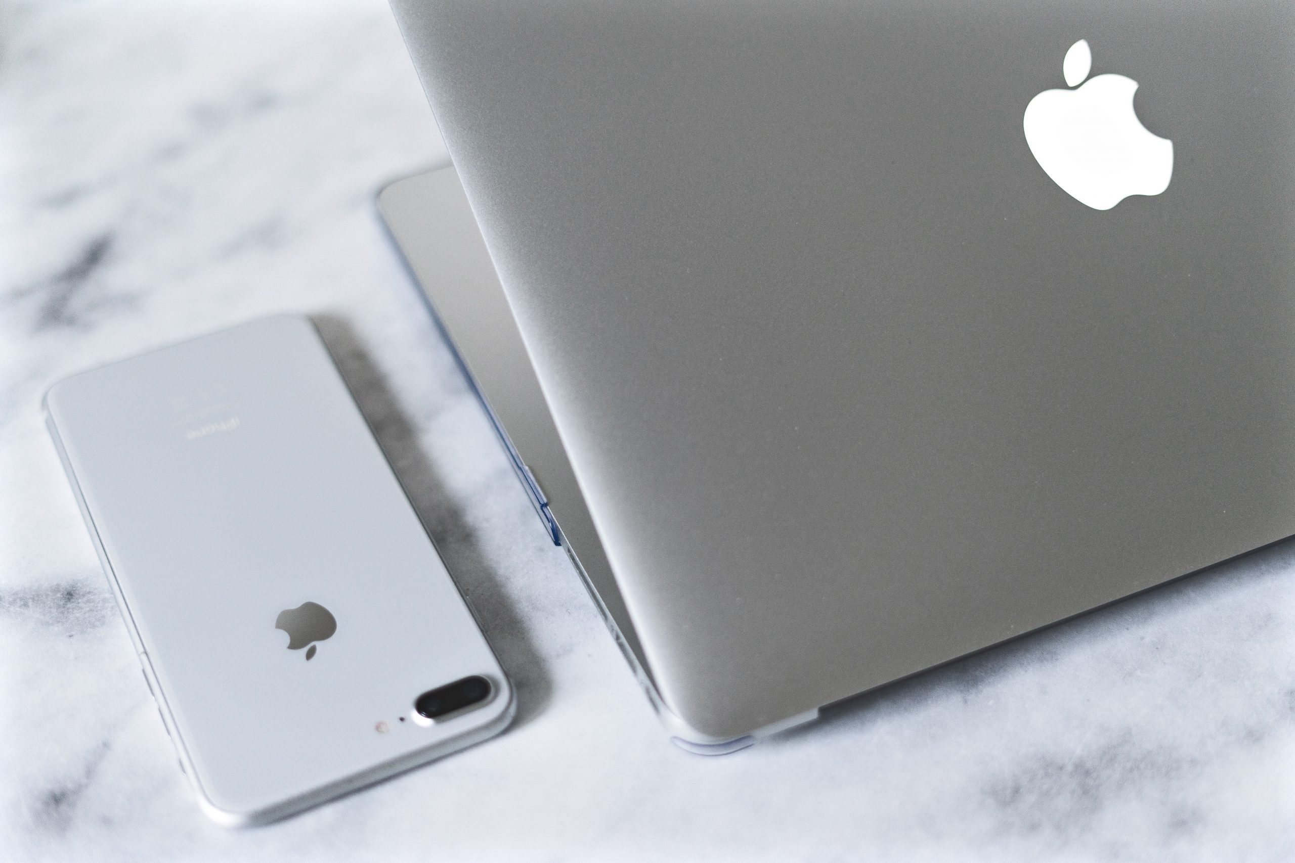 iphone and macbook